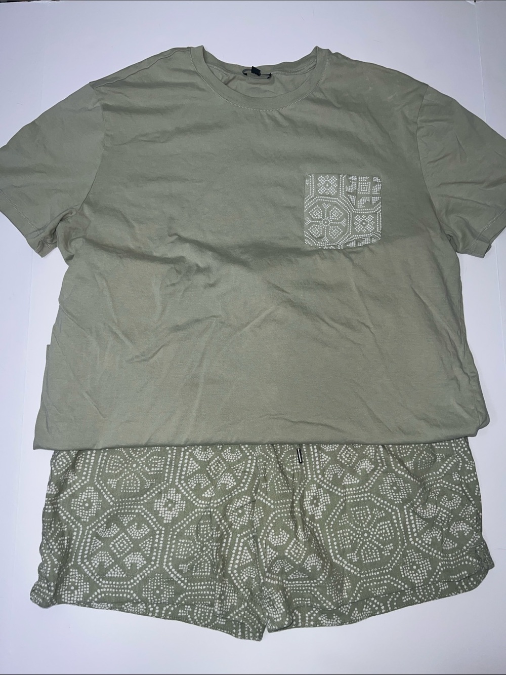 Express Men's Green and Cream Printed Pocket Shorts Set